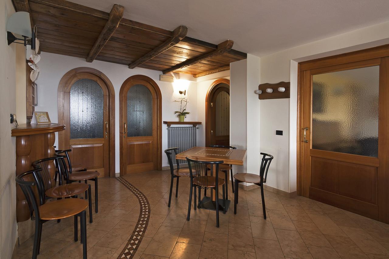 בוסקו קיזנובה Albergo Ristorante Leso מראה חיצוני תמונה