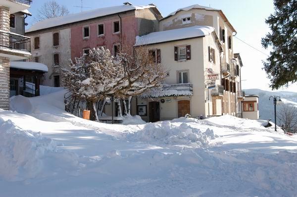 בוסקו קיזנובה Albergo Ristorante Leso מראה חיצוני תמונה